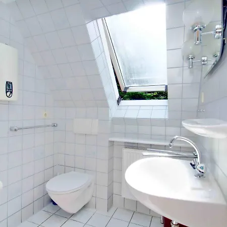Ferienwohnung Bruhn Gastehus Bruhn Whg 3 公寓 Alkersum